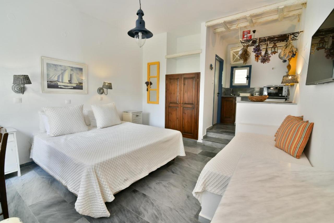 Golden Beach Studios & Suites Tínos Eksteriør bilde