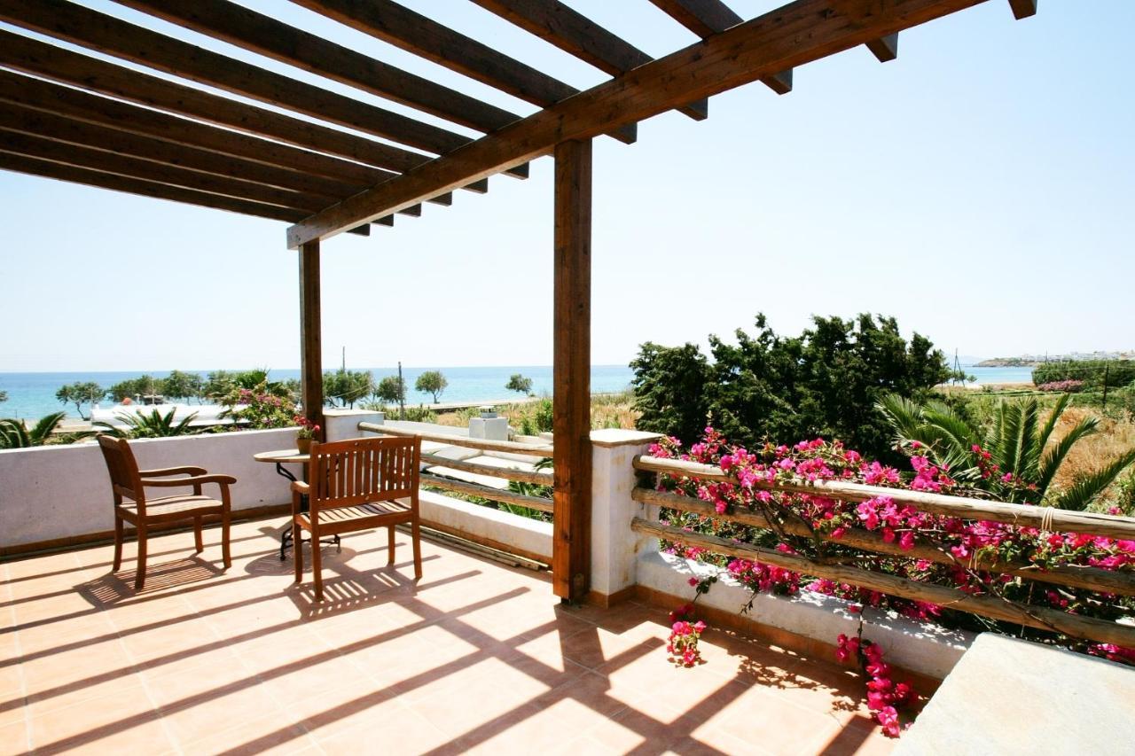 Golden Beach Studios & Suites Tínos Eksteriør bilde