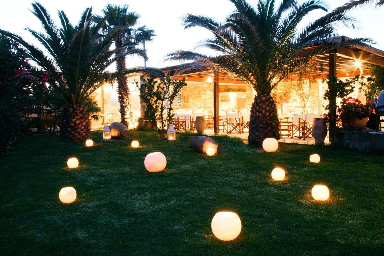 Golden Beach Studios & Suites Tínos Eksteriør bilde