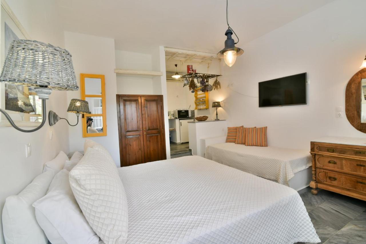 Golden Beach Studios & Suites Tínos Eksteriør bilde