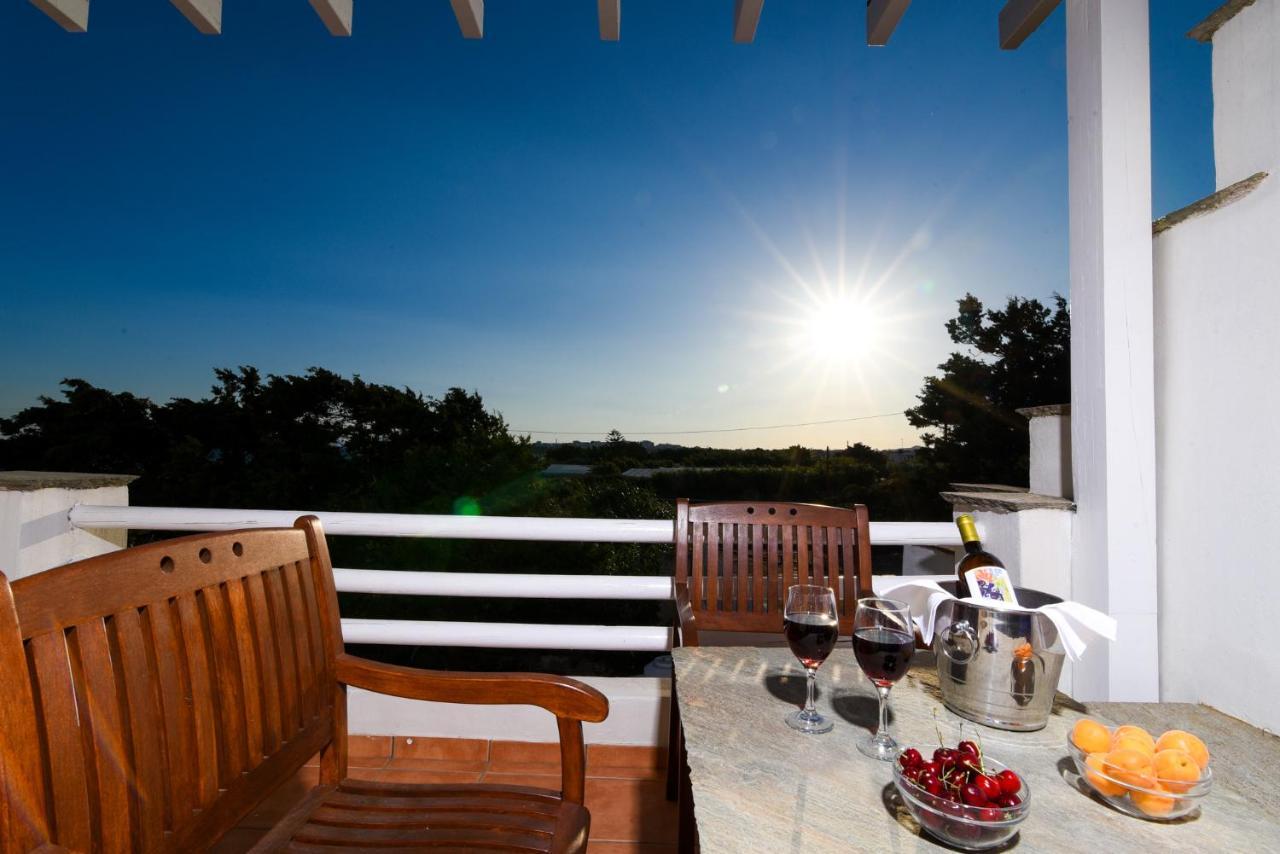 Golden Beach Studios & Suites Tínos Eksteriør bilde